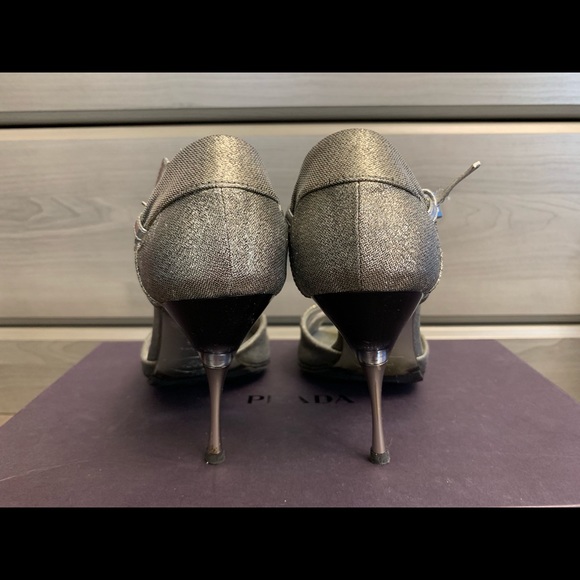Prada silver sandals size 36.5 - Picture 4 of 8